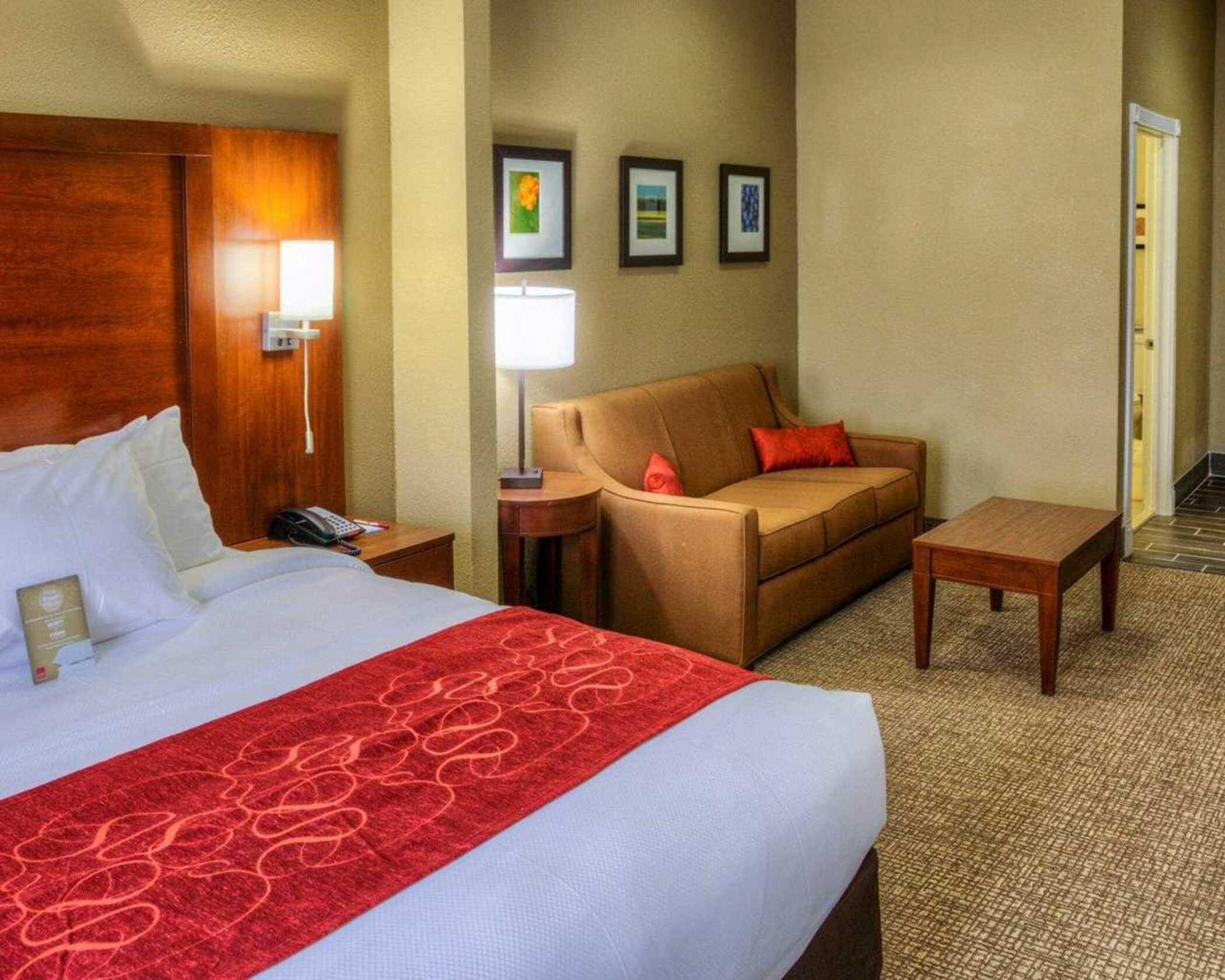 Comfort Suites Plymouth Near Us-30 Екстер'єр фото